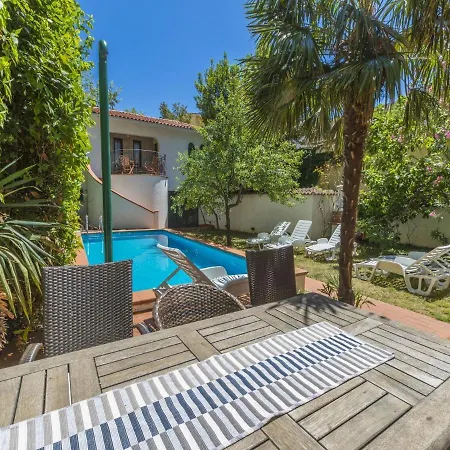 Sunny Apartment Selce